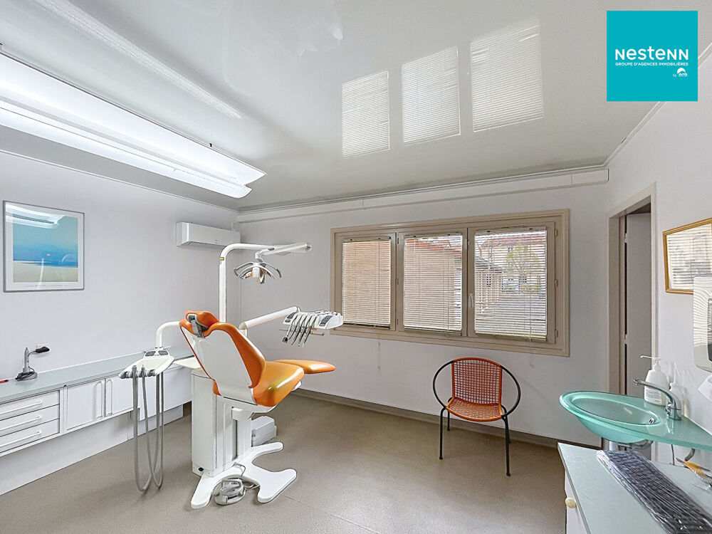   Local commercial Montrond Les Bains 160 m² - Hyper centre - Accès PMR ! Montrond les bains