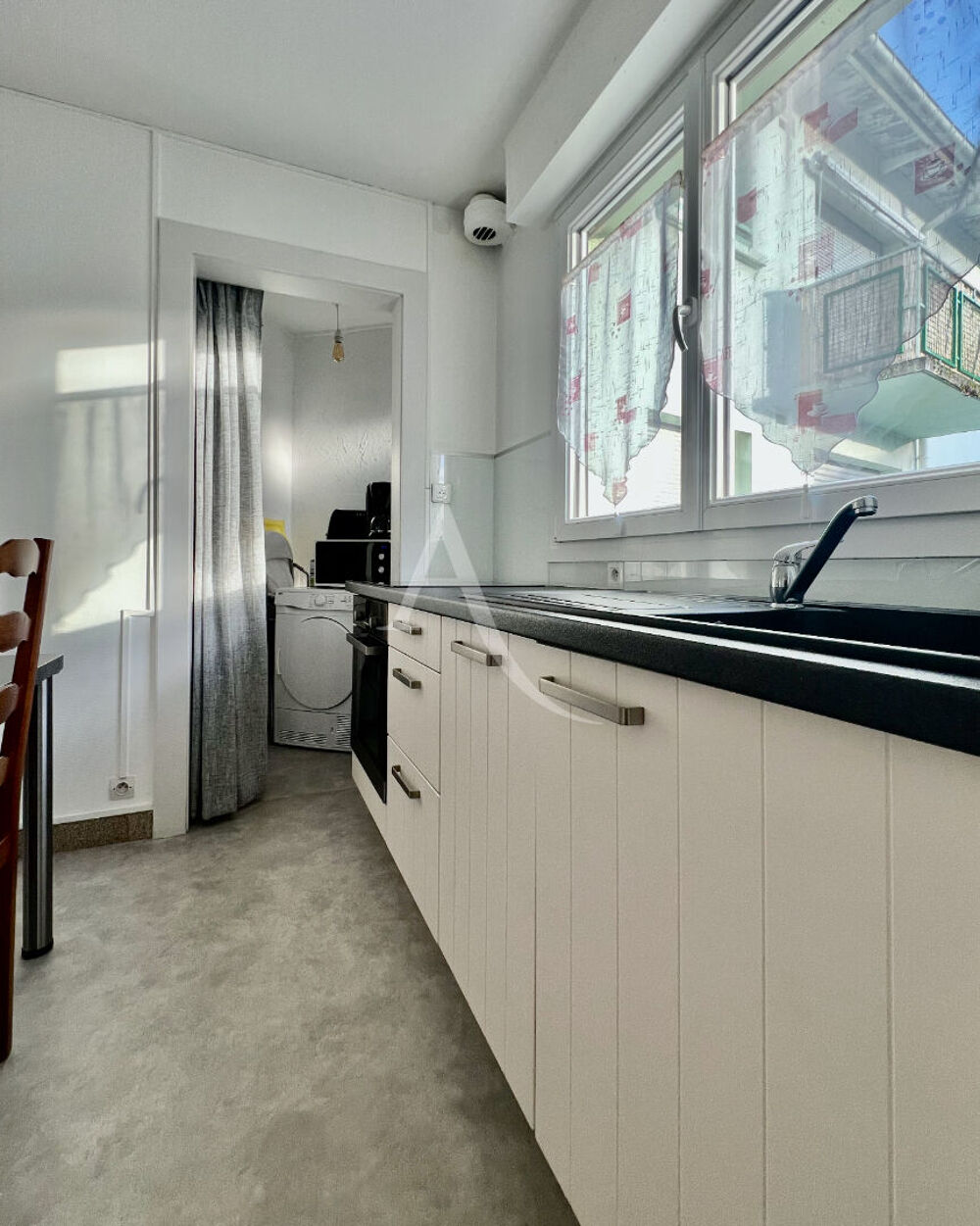 Vente Appartement Epinal centre, 2 pièces avec balcon, stationnement et cellier. Epinal