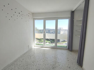  Appartement à louer 4 pièces 86 m²