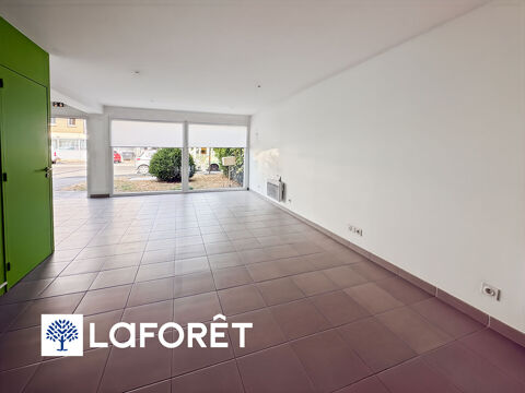   Local commercial à louer de 50,53 m² à Sainte-Geneviève-des-Bois 