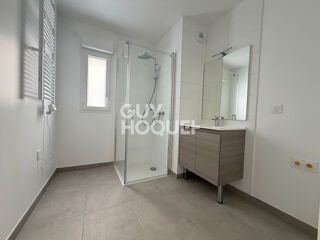  Appartement à louer 3 pièces 66 m²