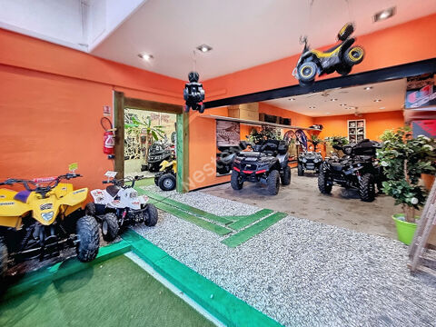 Fonds de commerce Cuers Dans une Zone d'ativité - Locaux d'environ 230m² 40000 83390 Cuers