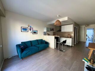  Appartement à louer 3 pièces 53 m²