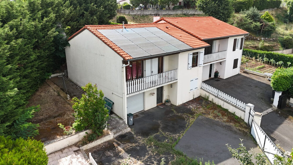Maison T5 à fort potentiel avec jardin & panneaux solaires de 116m³