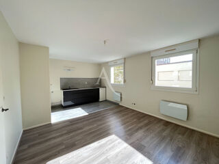  Appartement à louer 1 pièce 30 m²