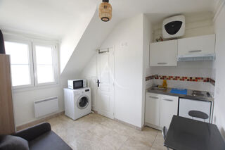Vente Appartement STUDIO PARFAIT INVESTISSEMENT LOCATIF ! Courbevoie