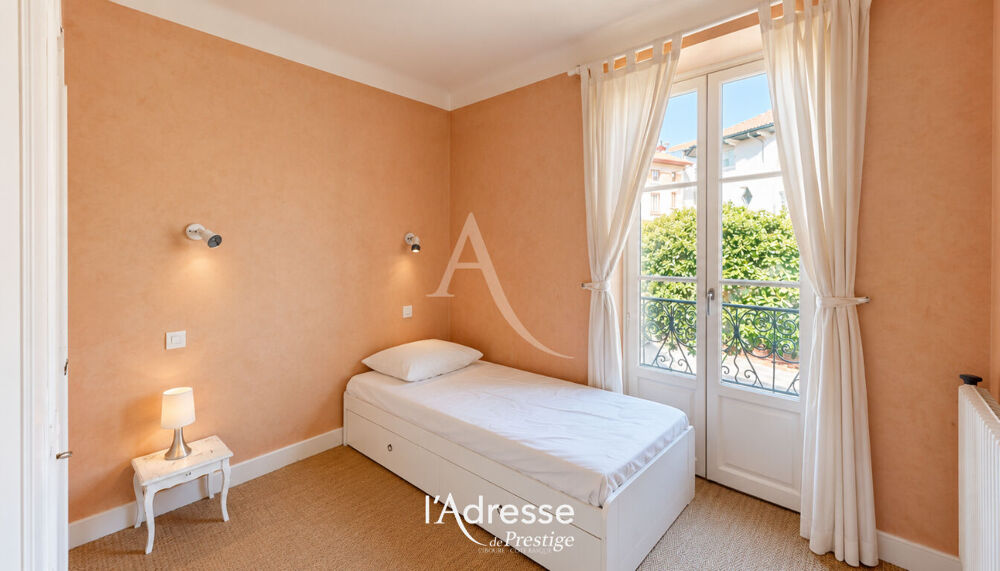 à vendre  Appartement Saint-Jean-de-Luz (64500)