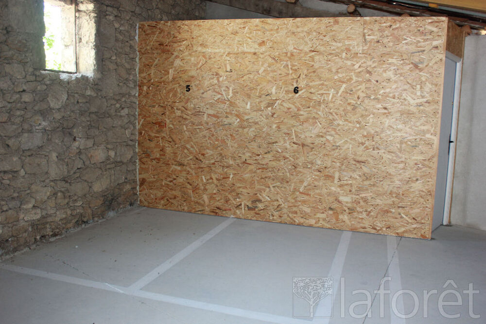 Location Parking/Garage ROGNES, parking moto Rognes