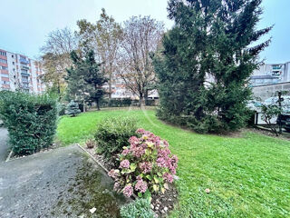  Appartement  vendre 4 pices 1 m