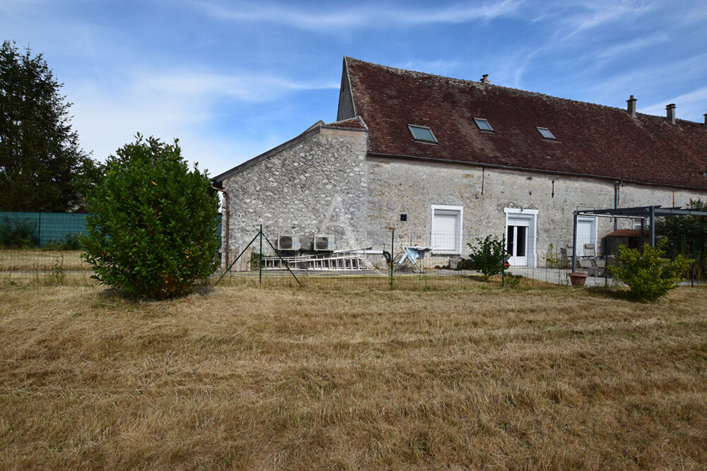Maison 7 pièces 181 m² · à Rozay en Brie · 181 m² · 323 000 €