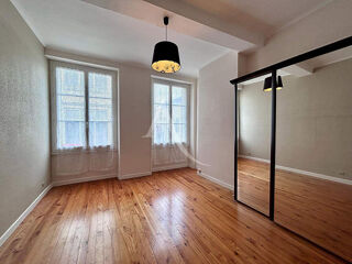  Appartement à louer 3 pièces 61 m²
