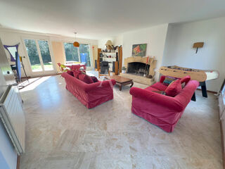  Maison � vendre 9 pi�ces 