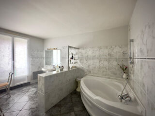  Appartement � vendre 6 pi�ces 132 m�