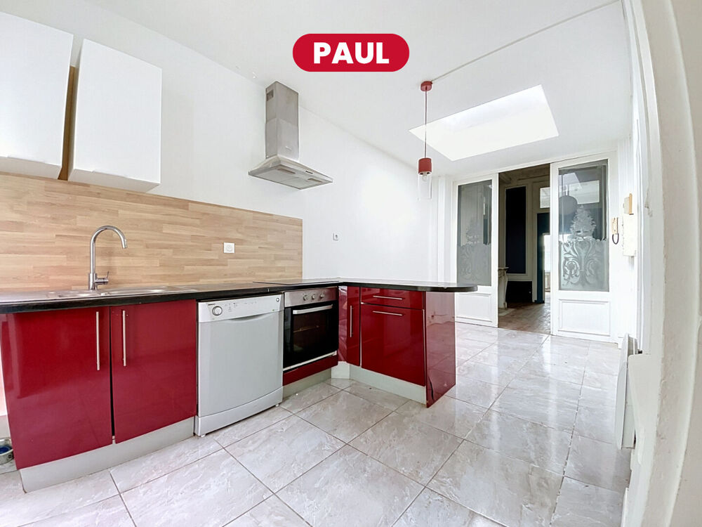 Vente Appartement T3 63 m²  - 2 chambres avec salle d'eau - cour/terrasse 20 m² - Rue de Puebla Centre Lille