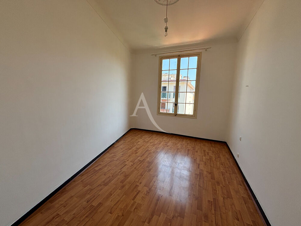 Location Appartement 3 PIECES - QUARTIER DE L'EVECHE Nice