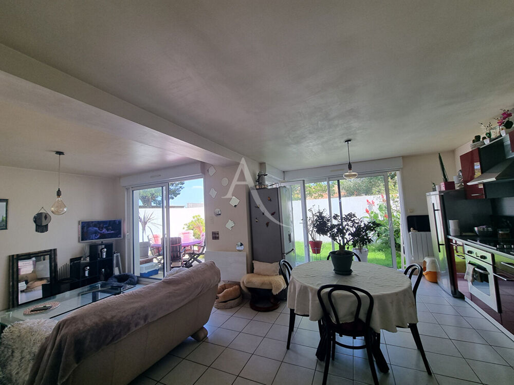 Vente Maison Maison L Aiguillon Sur Vie 3 pièce(s)  2 chambres 65 m2 L aiguillon sur vie