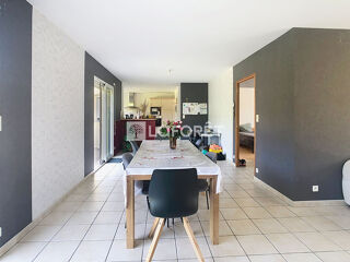  Maison  vendre 6 pices 135 m