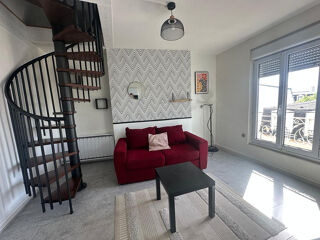  Appartement à louer 3 pièces 65 m²