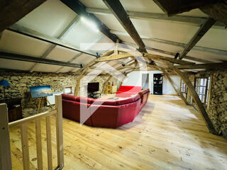  Villa � vendre 15 + pi�ces 789 m�