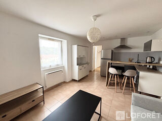  Appartement à louer 3 pièces 48 m²