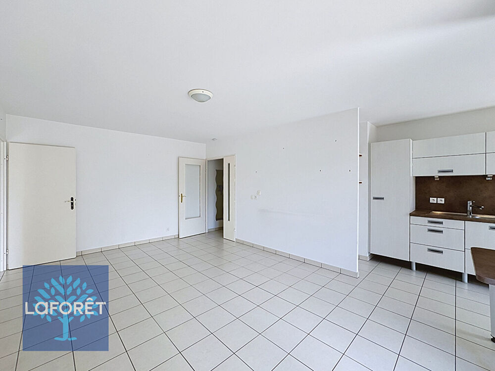 Location Appartement Appartement Corbeil Essonnes 3 pièces - 62.81m² Corbeil essonnes