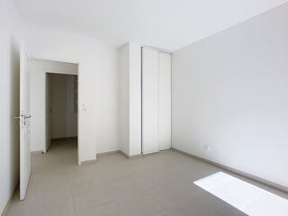  Appartement à louer 3 pièces 