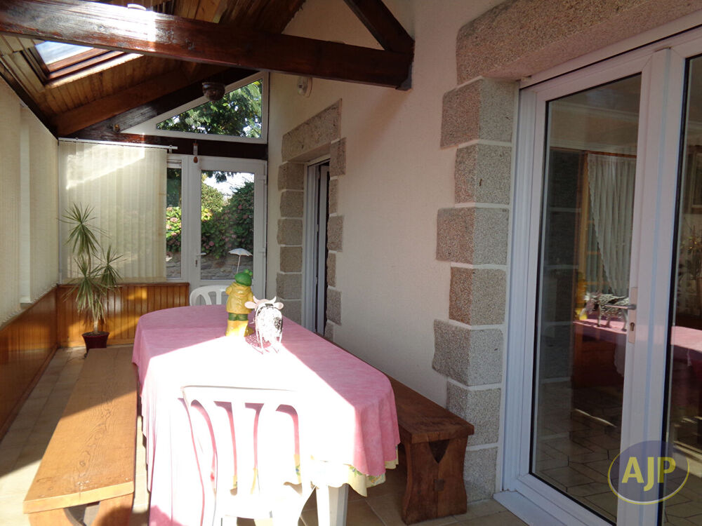 Maison Cruguel 8 pièce(s) 126.62 m2