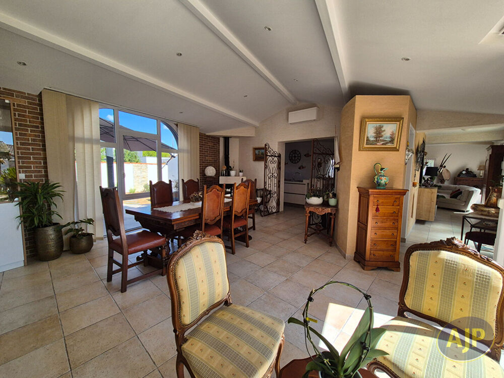 à vendre  Maison Challans (85300)