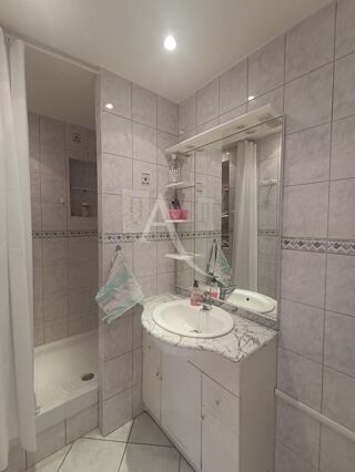  Appartement � vendre 4 pi�ces 66 m�