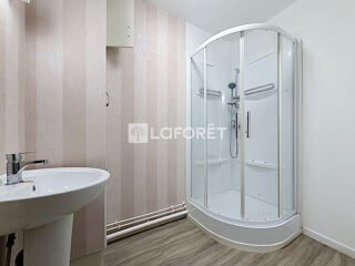  Appartement à louer 2 pièces 58 m²