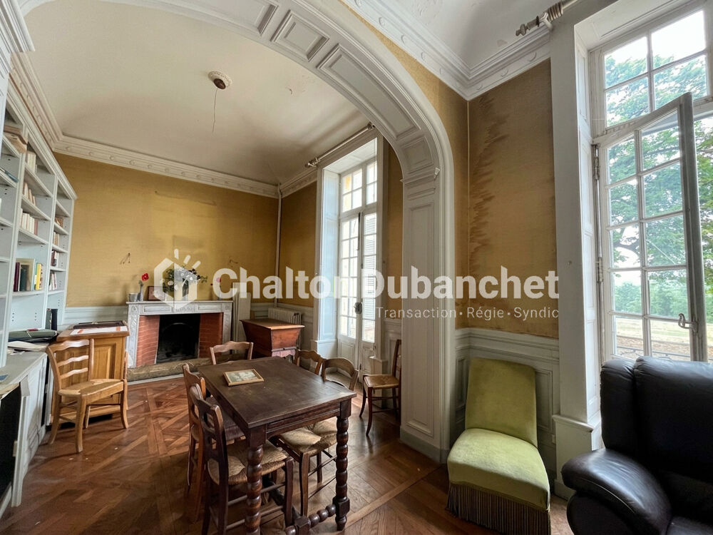 Vente Maison Demeure de caractère d'environ 300 m² au sein d'un château - 42600 Mornand-en-Forez Mornand en forez