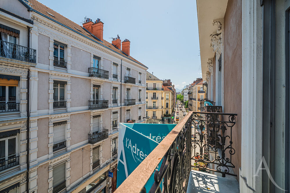 Appartement Grenoble 4 pièce(s) 115.3 m2