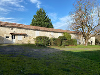  Maison à vendre 14 pièces 425 m²