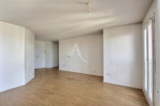  Appartement � vendre 4 pi�ces 79 m�