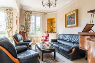  Maison à vendre 8 pièces 163 m²