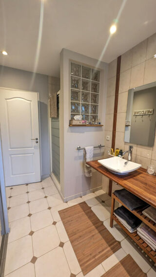  Maison � vendre 8 pi�ces 210 m�