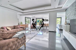  Maison à vendre 8 pièces 285 m²