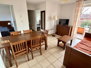  Appartement à louer 3 pièces 42 m²