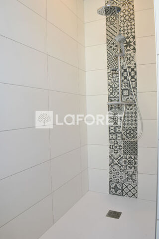  Appartement à louer 4 pièces 94 m²