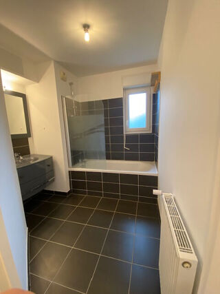  Appartement � louer 3 pi�ces 63 m�