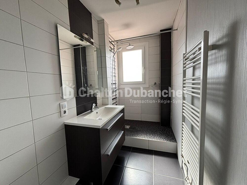 Location Appartement ROANNE Appartement - 3 pice(s) 67.28 m2 Roanne