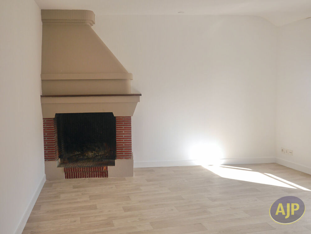 Appartement 4 pièces rénové 75m2 - Quartier des Câlins à Cholet