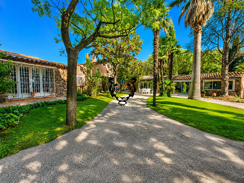 � vendre  Maison Roquebrune-sur-Argens (83520)