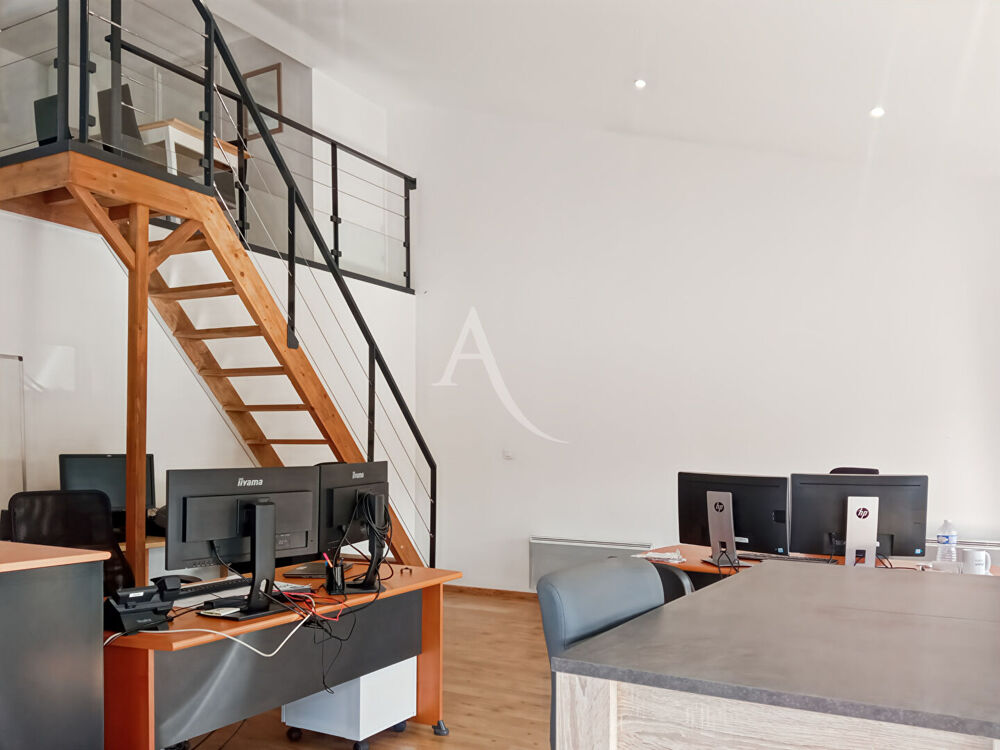   Challans, Bureaux/Local à louer de 60 m² Challans
