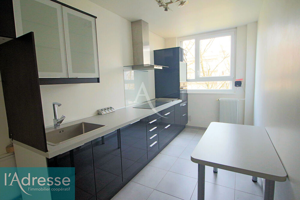 Vente Appartement Appartement 4 pièces - Résidence 