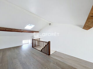  Appartement à louer 2 pièces 54 m²