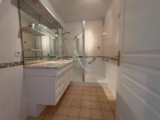  Appartement � vendre 3 pi�ces 65 m�