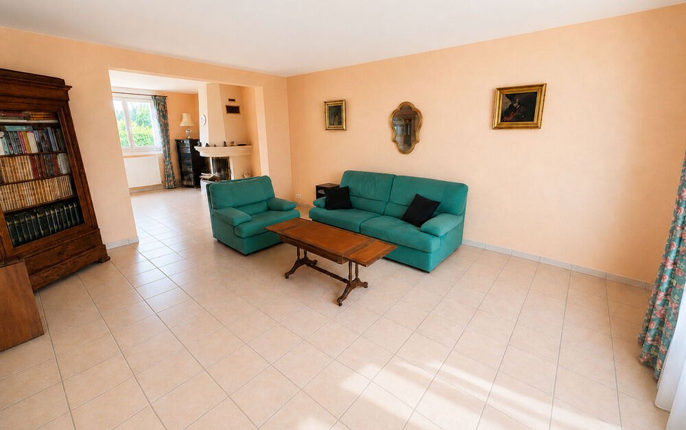 Maison familiale 3 chambres avec bureau, garage et terrain clos à La Bazoge, proche Le Mans