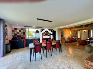  Villa � vendre 8 pi�ces 257 m�