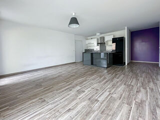  Appartement à louer 3 pièces 68 m²